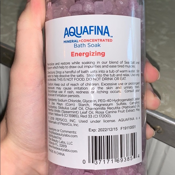 Distressed and ripped Aeropostale jeans - Picture 16 of 16